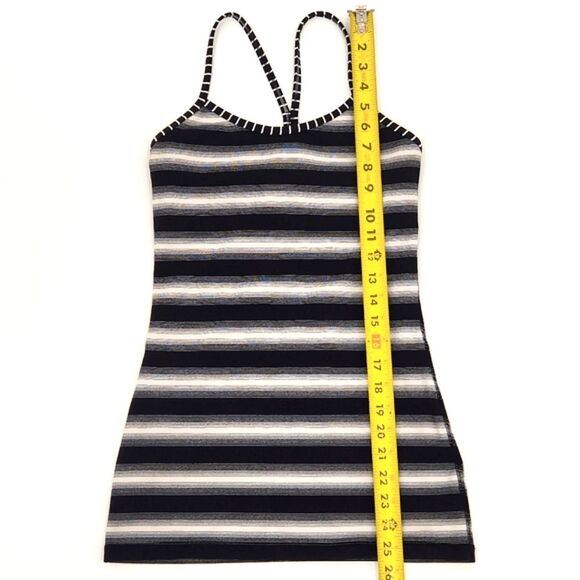 Lululemon Power Y Tank Top Shirt Built-Support No Padding 6 Black White Stripes - Picture 9 of 11